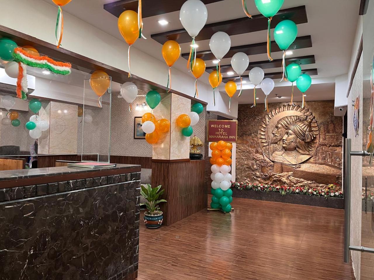 Hotel Maharana Inn Chembur Мумбай Екстериор снимка